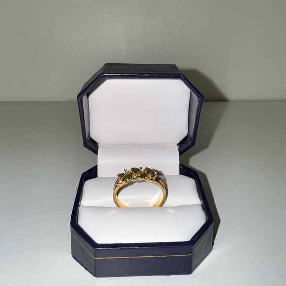 Vintage Gold Gem Ring - Picture 7 of 14